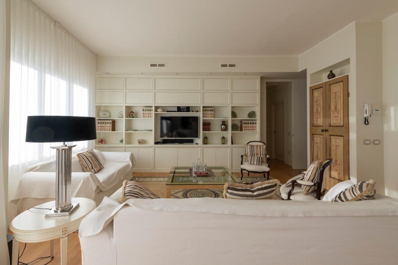 Casa Gramsci Luxury Apartment Pesaro Exterior photo
