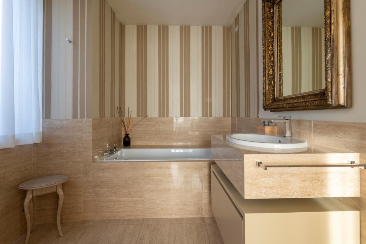 Casa Gramsci Luxury Apartment Pesaro Exterior photo